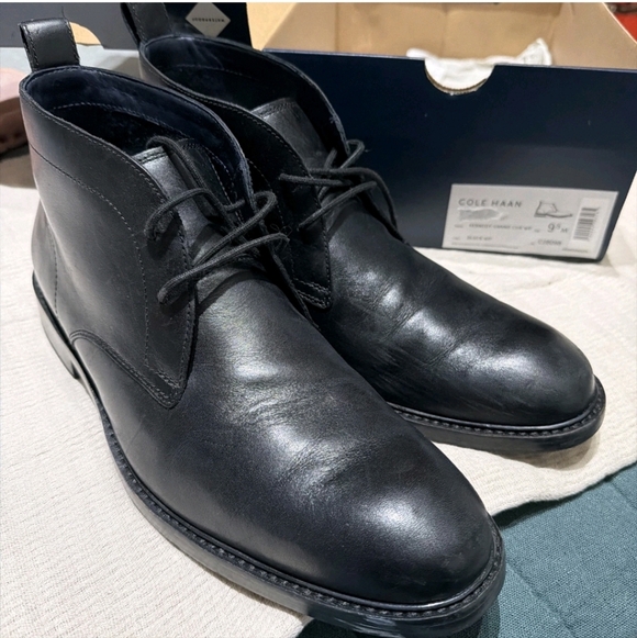 *NEW* Cole Haan Kennedy Grand Waterproof Chukka Boot Black Sz 9.5 C28098 - Picture 1 of 3